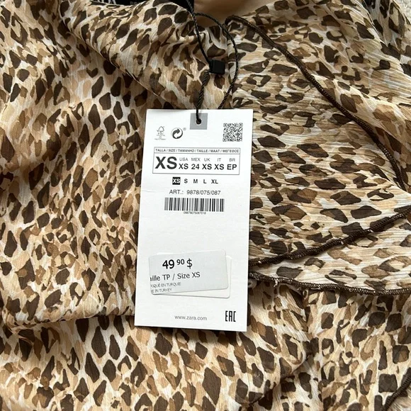 Mini skirt - Picture 2 of 2